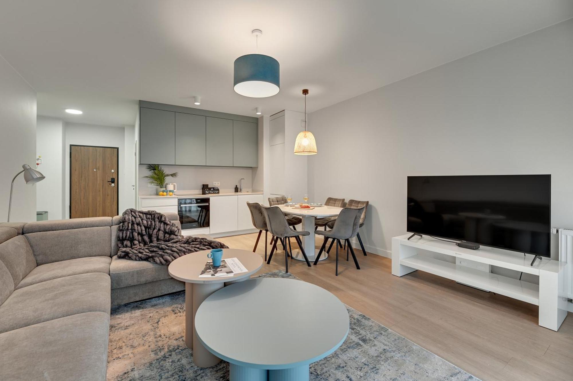 Scala City Center Apartments With Parking By Lion Apartments Gdansk Exterior photo